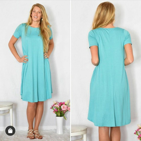 Dresses & Skirts - Maxi Dress